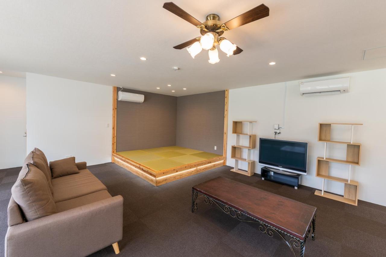 パライソ デ モトブ Apartment Motobu Exterior photo